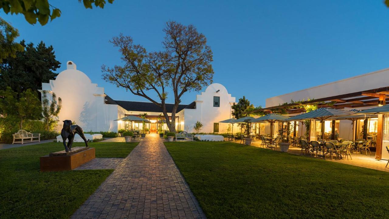 Drostdy Hotel Graaff-Reinet Exterior foto The restaurant at the Stellenbosch University campus